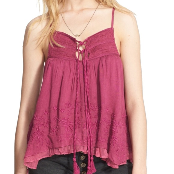 FREE PEOPLE Tops - FREE PEOPLE PINK RASPBERRY BOHO KNIT TOP SIZE. S